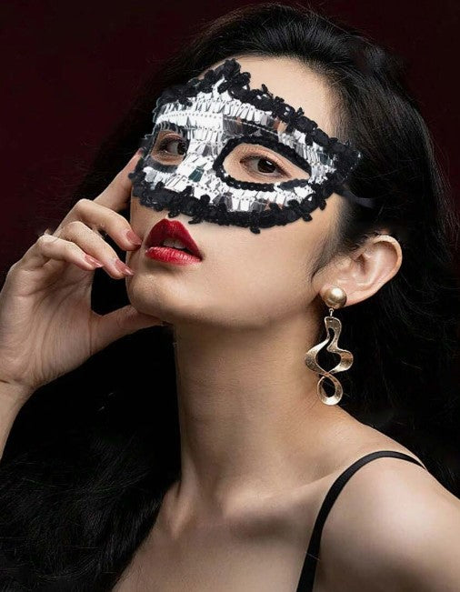 MASCARA CON LENTEJUELAS
