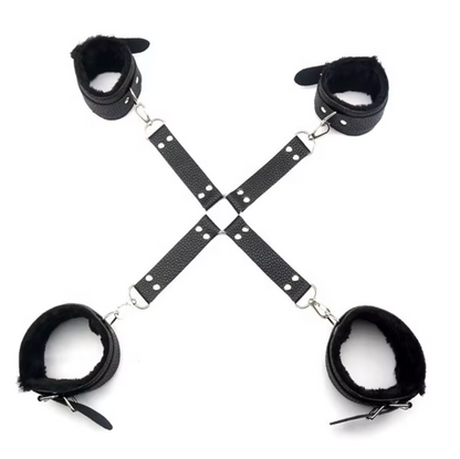 ESPOSAS GOTICAS CON CORDONES CORPORALES