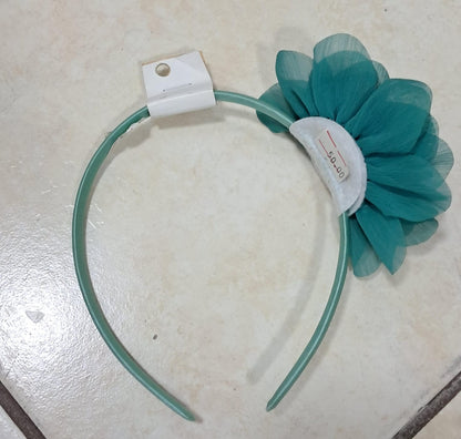 🌼 DIADEMA FLORAL ELEGANTE – COLORES SURTIDOS