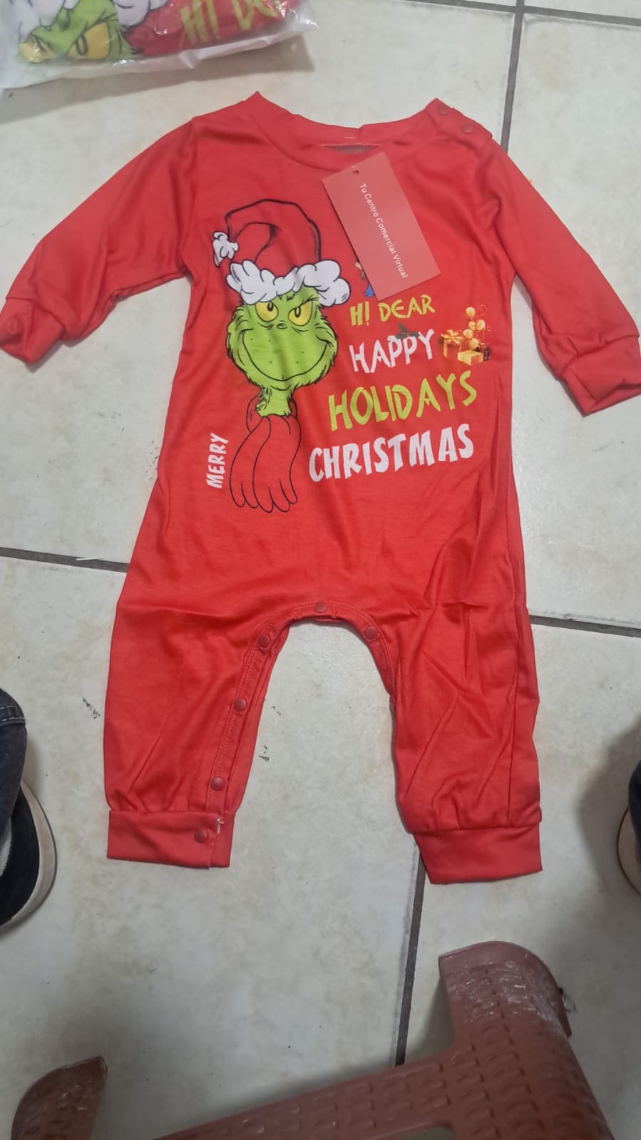 PIJAMAS Y MAMELUCOS NAVIDEÑOS FAMILIAR “GRINCH FELIZ NAVIDAD” – AMALILI 2024