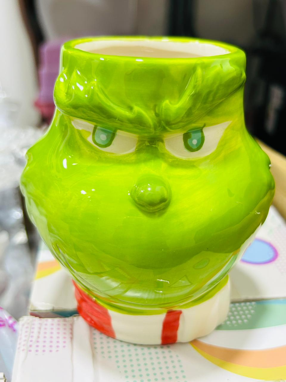 🎄 TAZA DEL GRINCH – EDICIÓN NAVIDEÑA CERÁMICA 3D