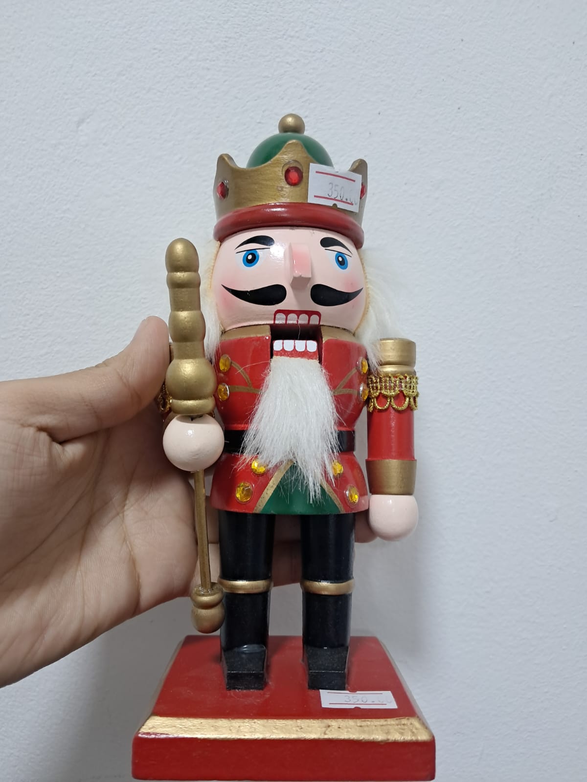 🤴 CASCANUECES DECORATIVOS BLANCO Y DORADO