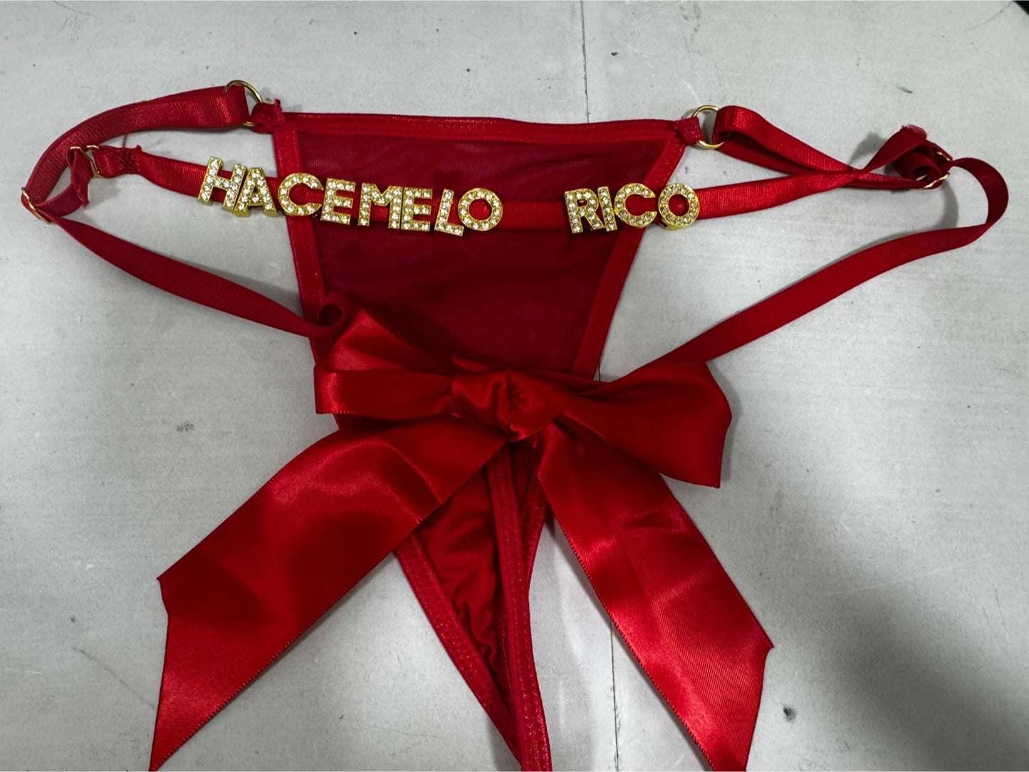 PANTY HILO CON FRASE CALIENTE UNITALLA