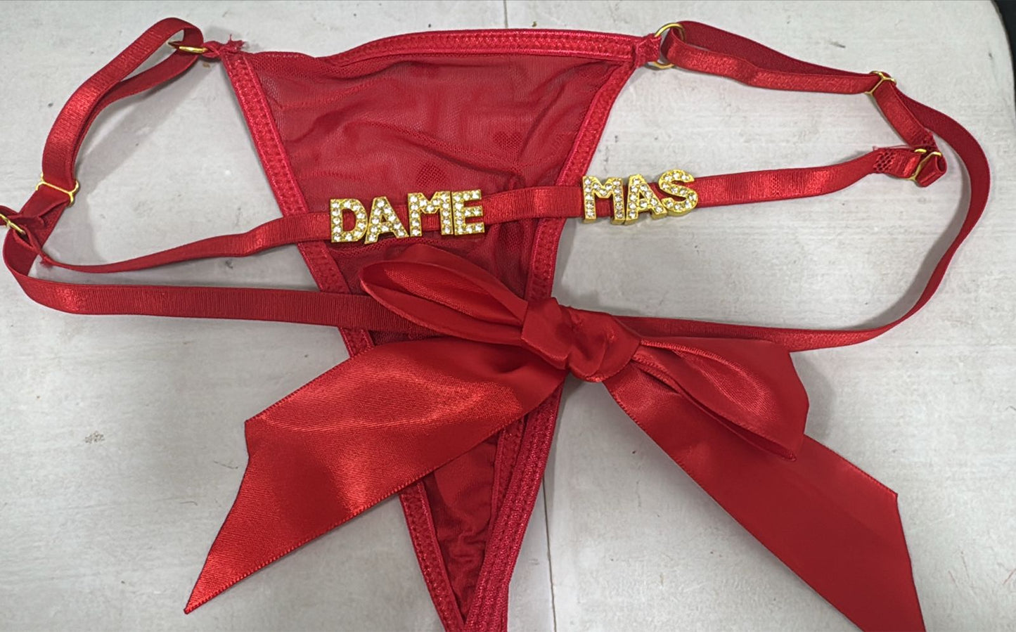 PANTY HILO CON FRASE CALIENTE UNITALLA
