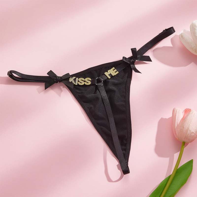 PANTY CON FRASE CALIENTE NEGRO