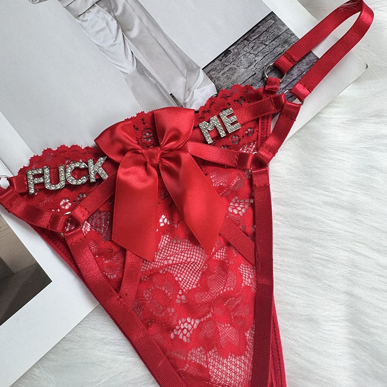 PANTY CON FRASE CALIENTE ABIERTO DEL TRASERO