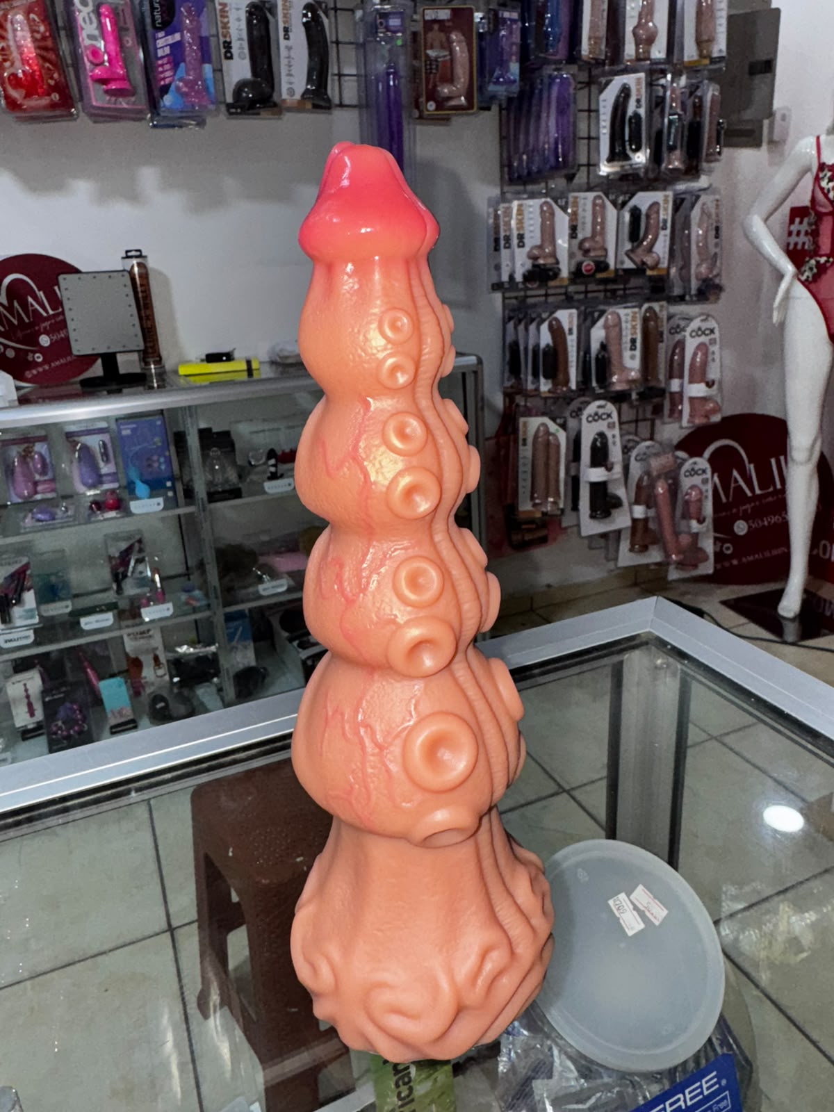 Dildo mounstruoso de tentacles en distintos tamaños