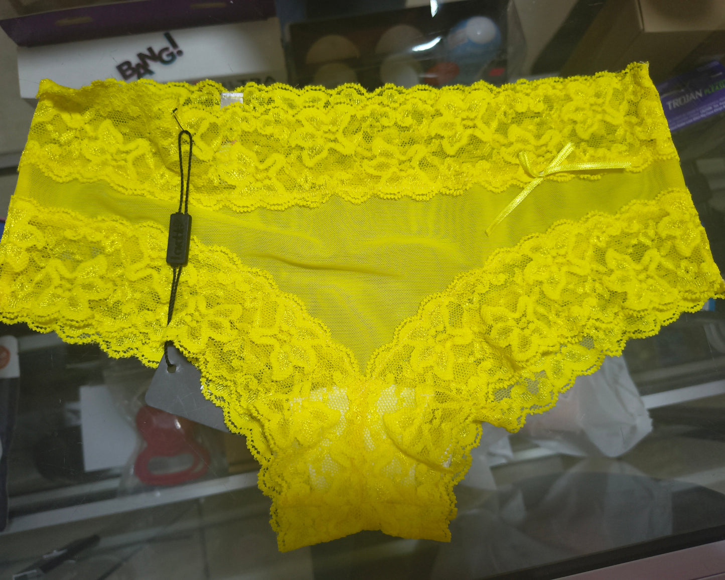 PANTY BLONDA AMARILLO